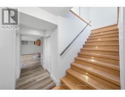 17 Nesbitt Drive, Toronto, ON M4W2G2 Photo 27