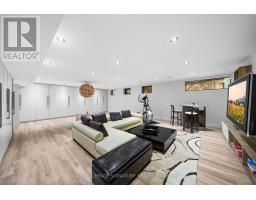 17 Nesbitt Drive, Toronto, ON M4W2G2 Photo 29