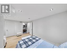 17 Nesbitt Drive, Toronto, ON M4W2G2 Photo 33