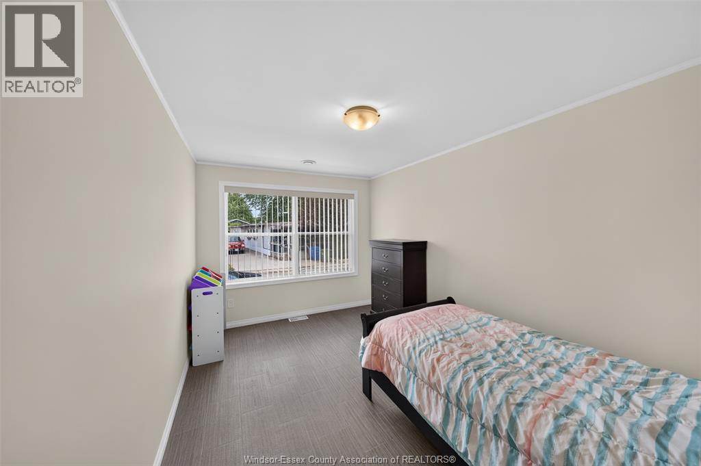 122 STEVEN COURT - Image 20