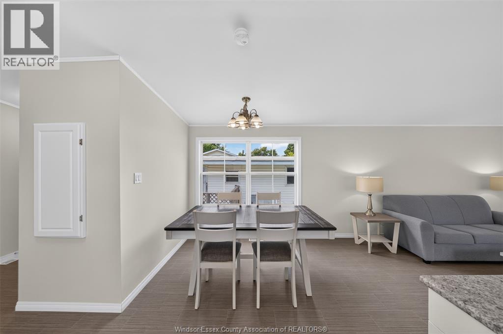 122 STEVEN COURT - 8