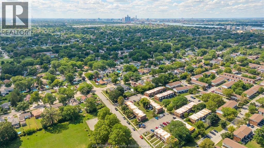 5492 LASSALINE AVE #4 - 27