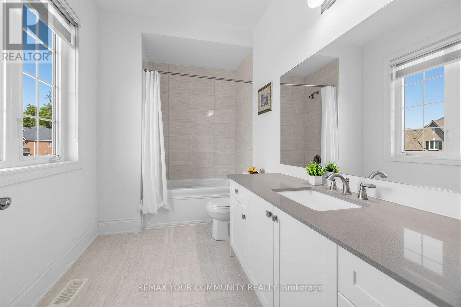 19 REDMOND CRESCENT - Image 45