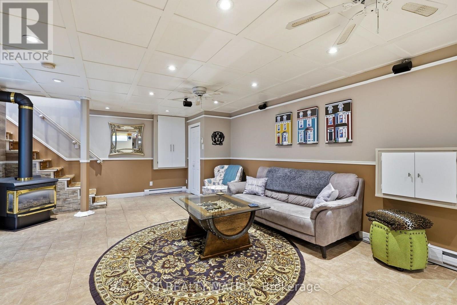 554 FRONT ROAD - 25