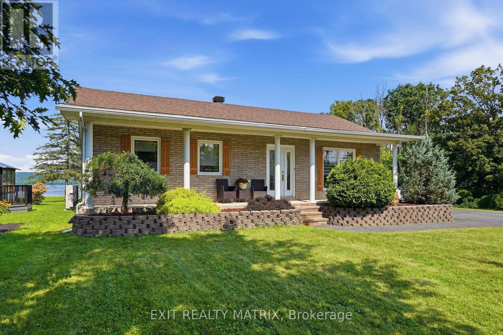 554 FRONT ROAD - 3