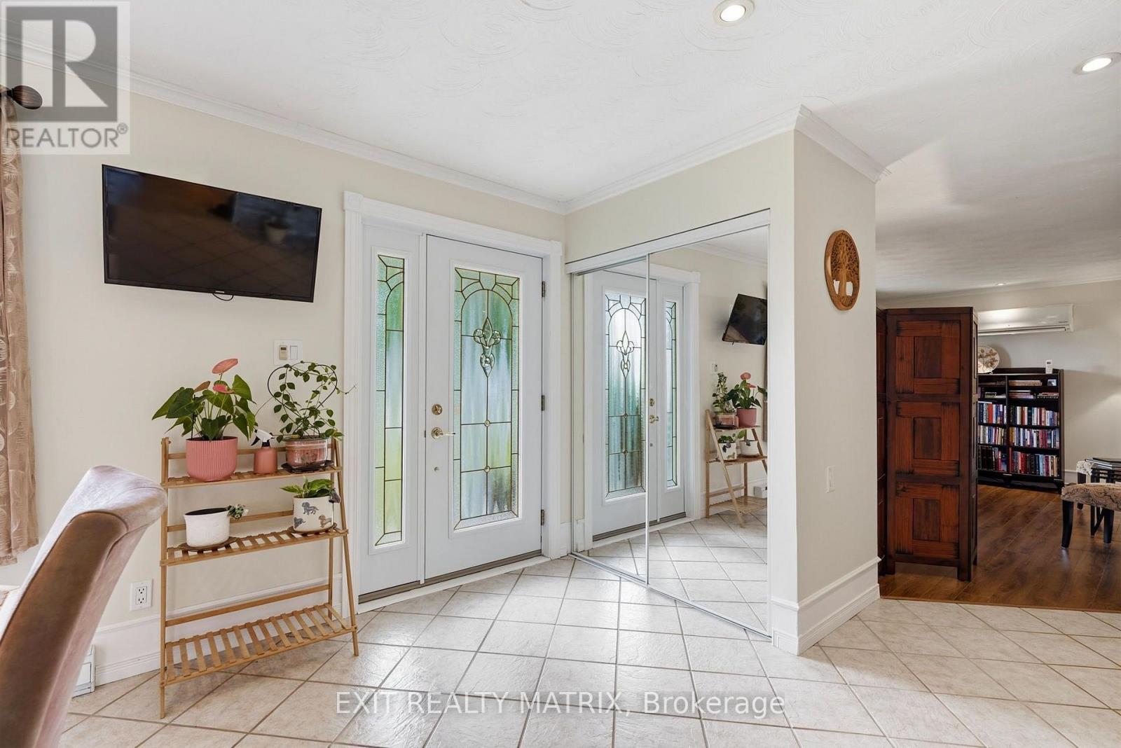 554 FRONT ROAD - Image 9