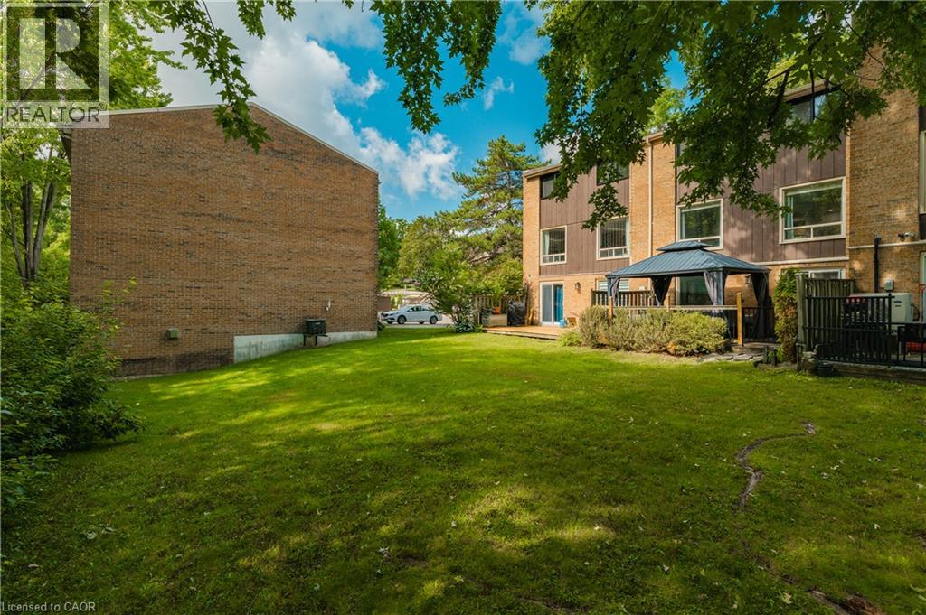 #13 220 SALISBURY Avenue - 33