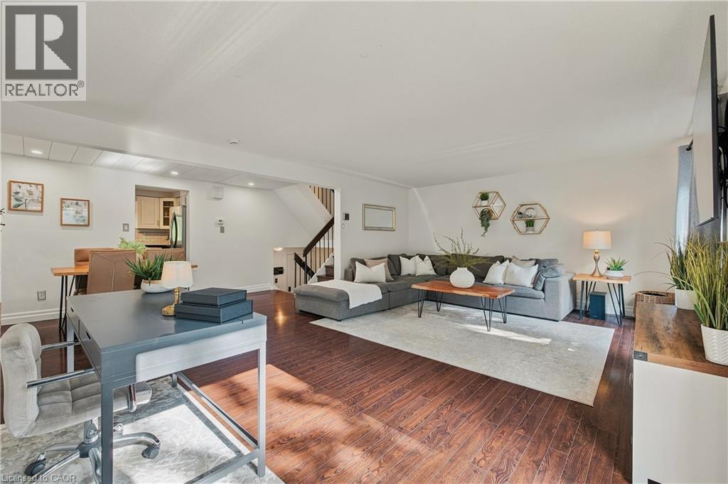 #13 220 SALISBURY Avenue - Image 5