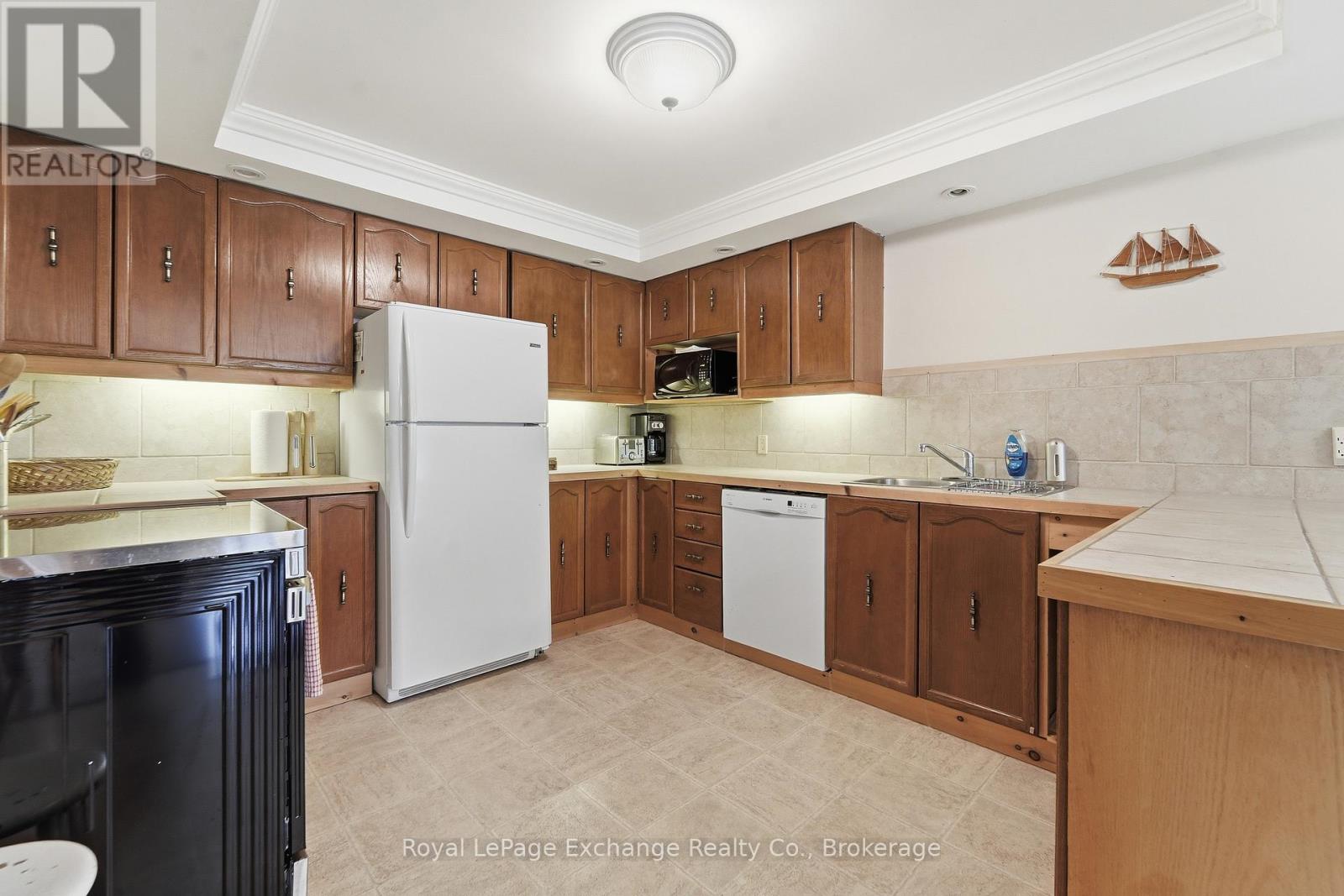 141 BELL DRIVE - Image 10