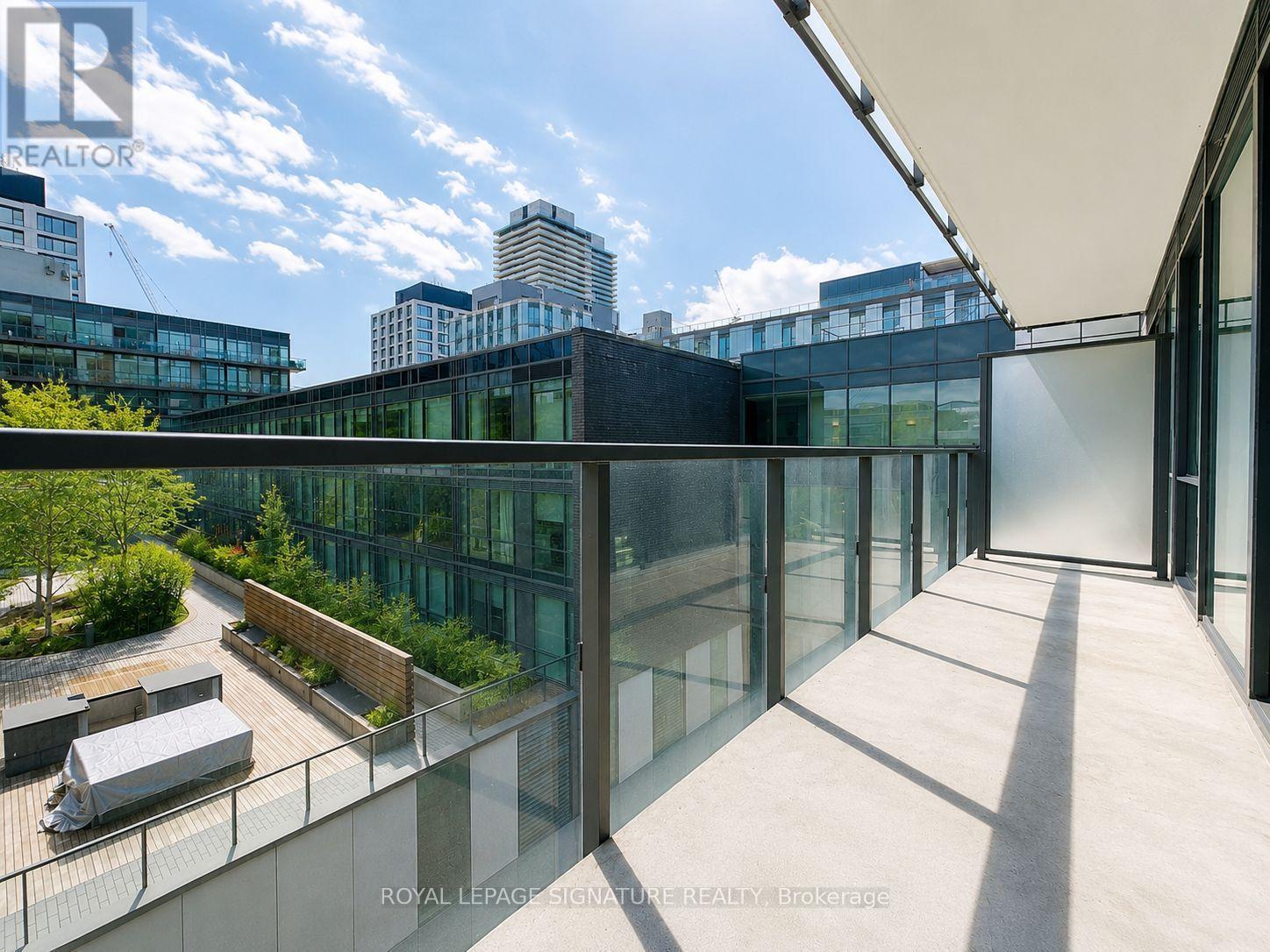 #N431 455 FRONT STREET E - 11