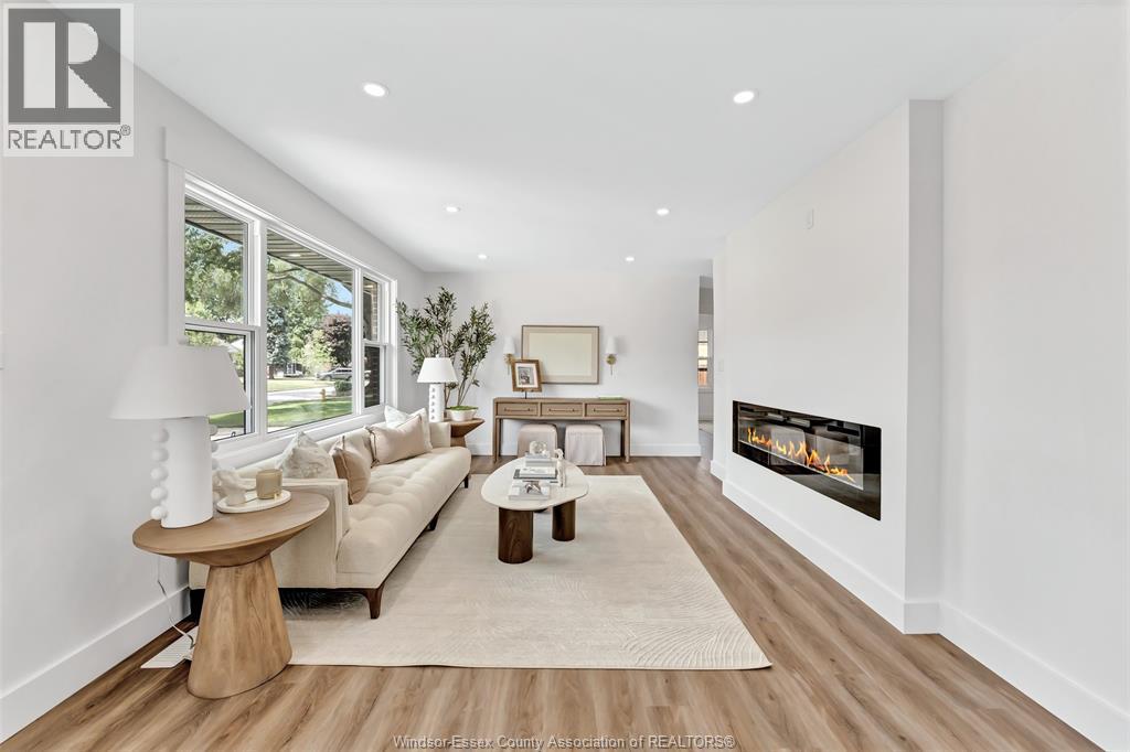 994 ISABELLE - Image 6