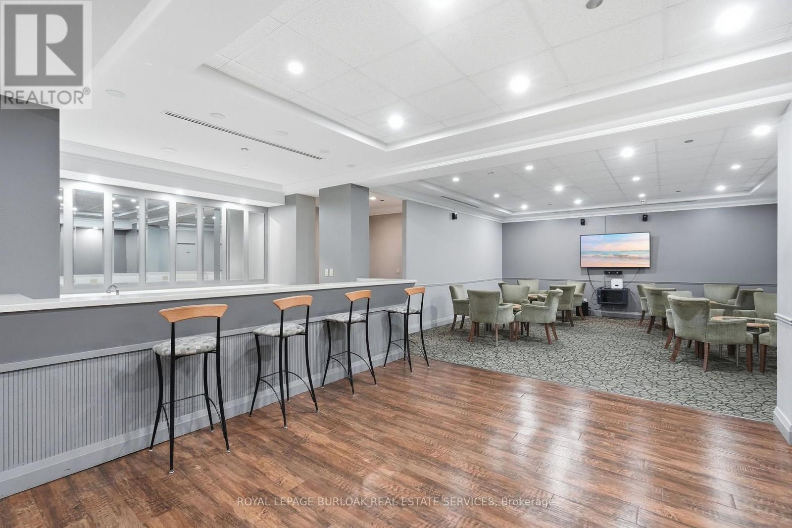 #301 1150 PARKWEST PLACE - Image 31