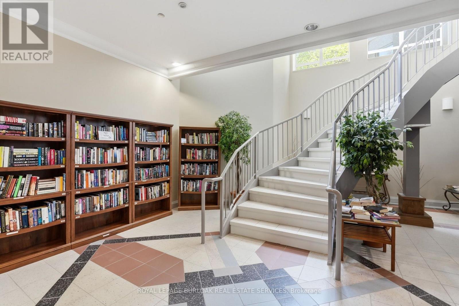 #301 1150 PARKWEST PLACE - Image 34
