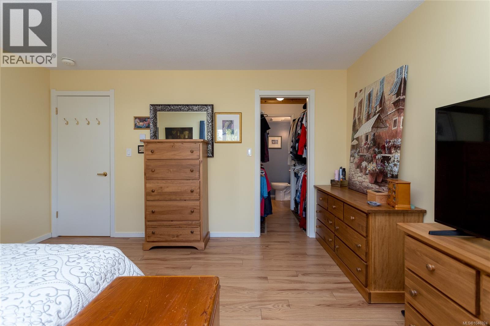 #203 1035 Southgate St - Image 15