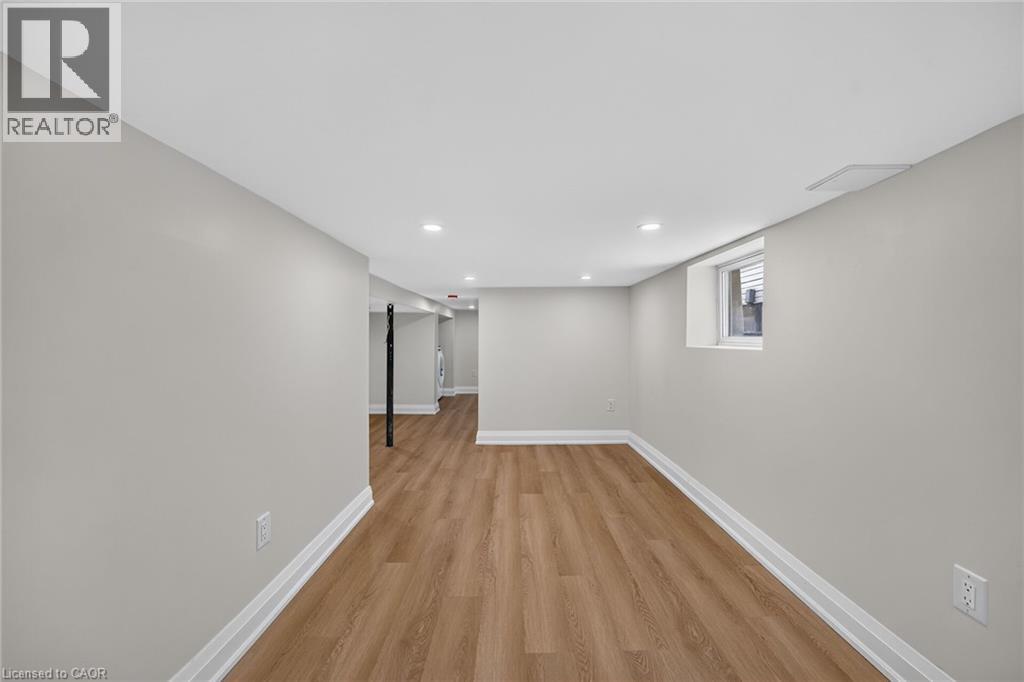 29 MCKINSTRY Street - 24