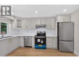 Kitchen - 29 Mckinstry Street, Hamilton, ON L8L6C2 Photo 8