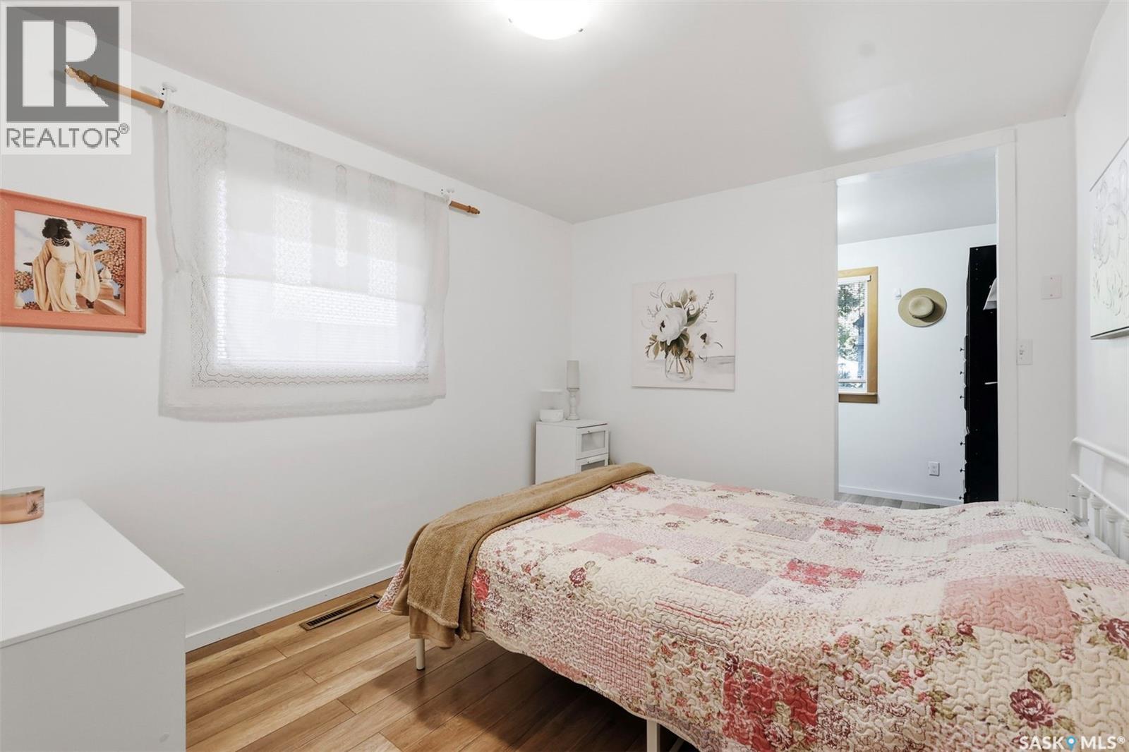 301 29th STREET W - Image 13