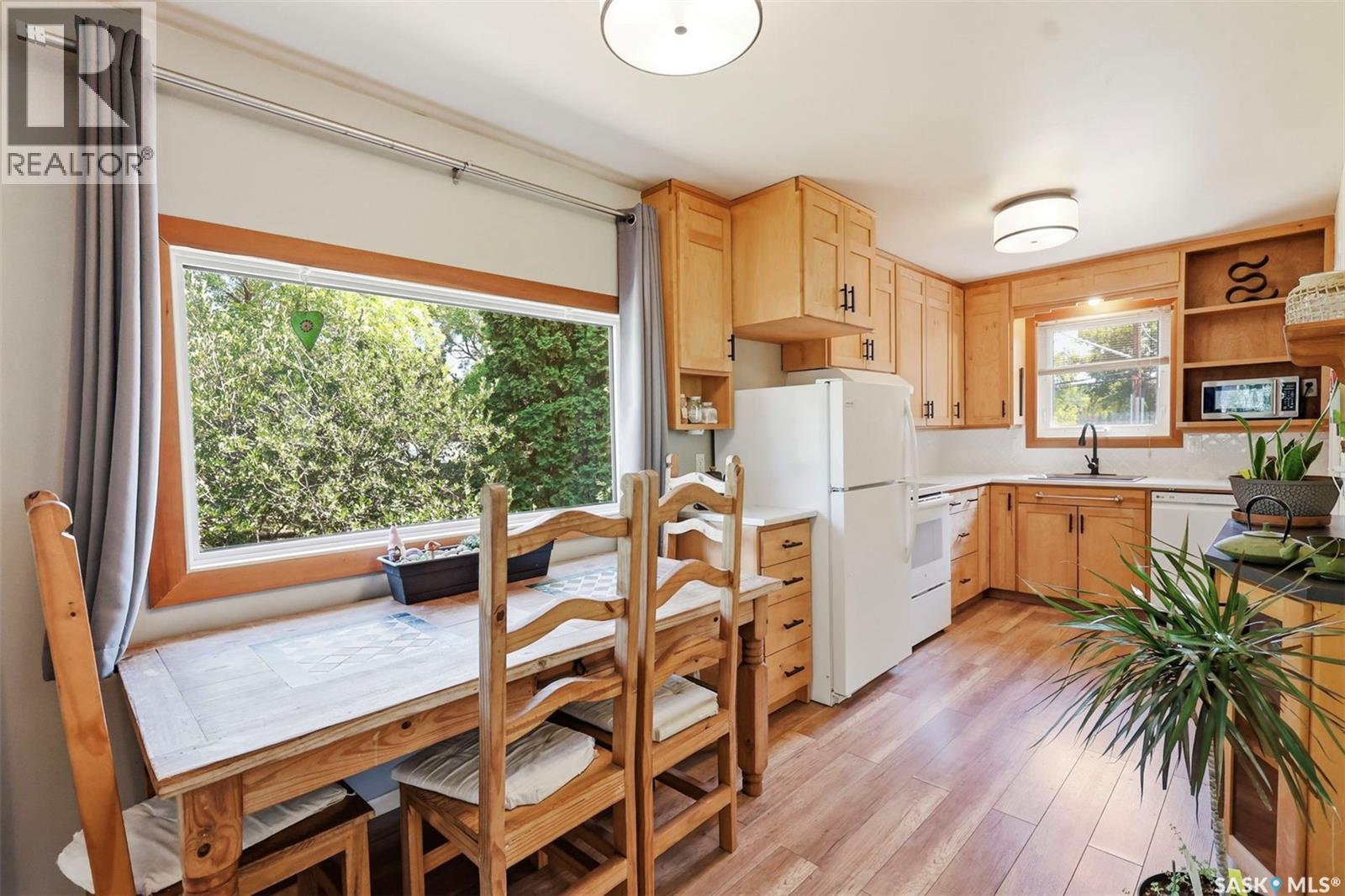 301 29th STREET W - 7