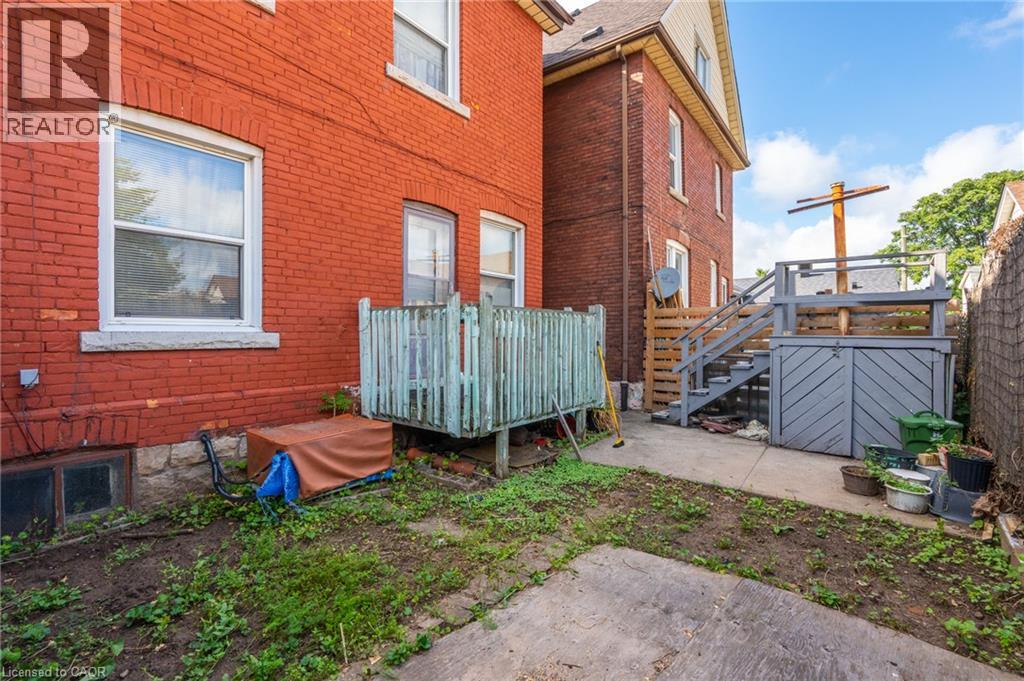 128 HESS Street N - Image 35
