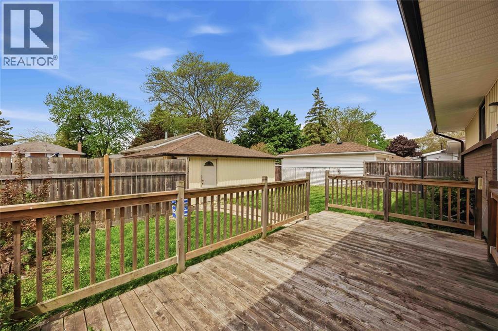 5 ABERDEEN AVENUE - 27