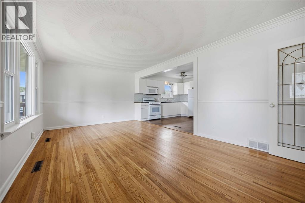 5 ABERDEEN AVENUE - 6