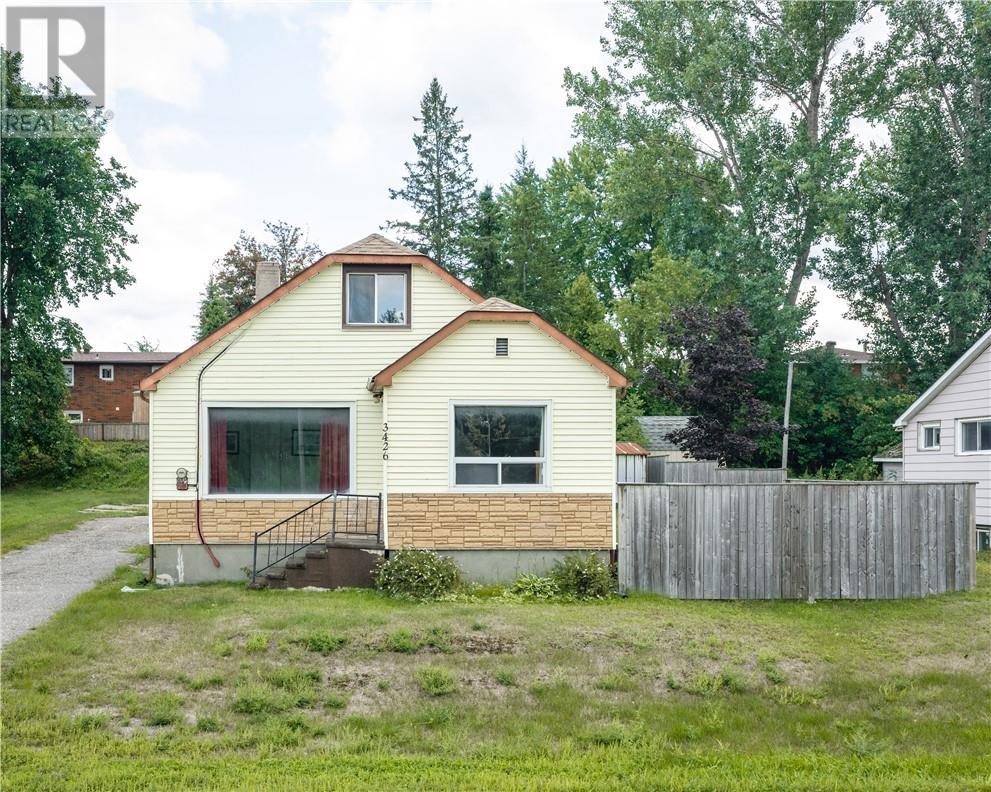3426 Falconbridge Highway - 16