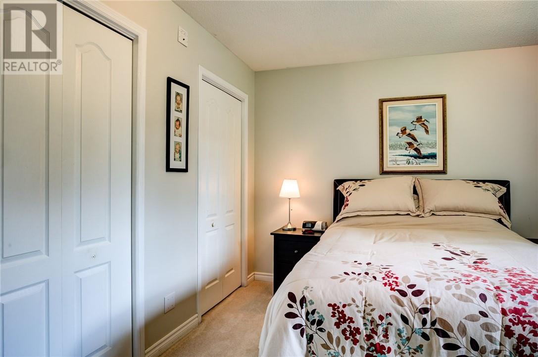 844 Windermere Crescent - Image 13