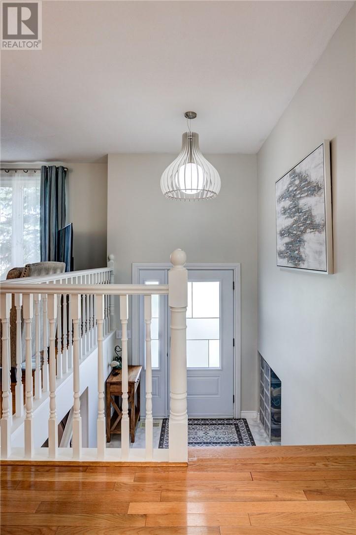 844 Windermere Crescent - Image 6
