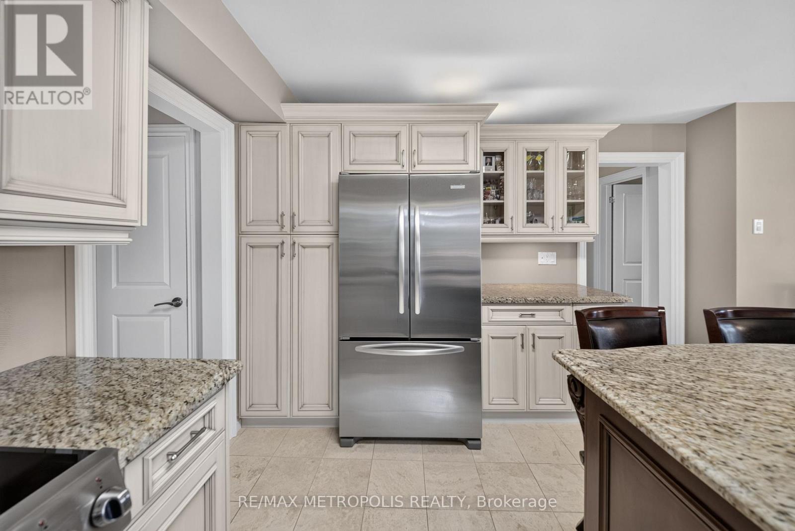 6370 HILLSDALE DRIVE - Image 10