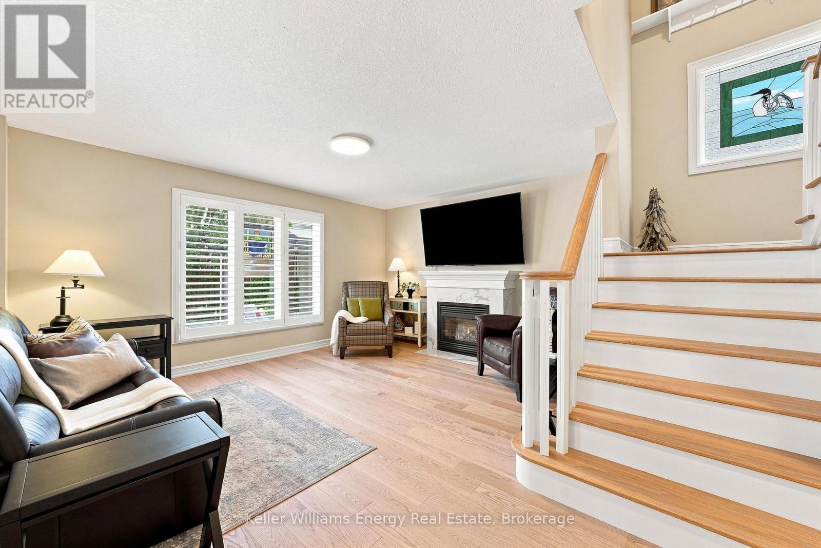 442 MEADOW STREET - Image 12