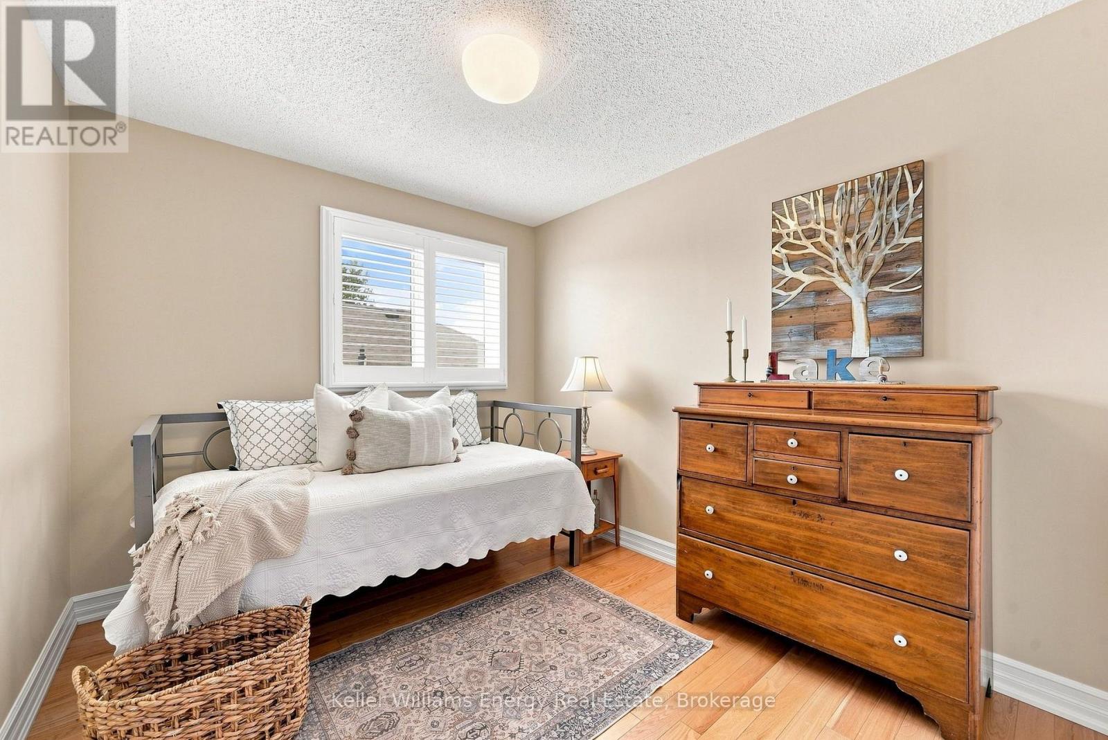 442 MEADOW STREET - Image 24
