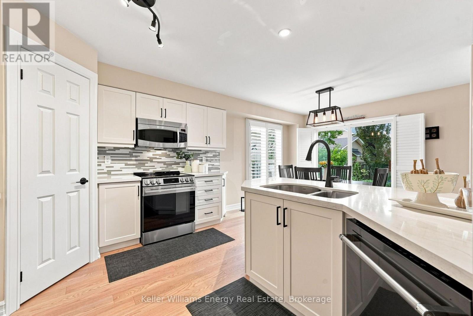442 MEADOW STREET - Image 4