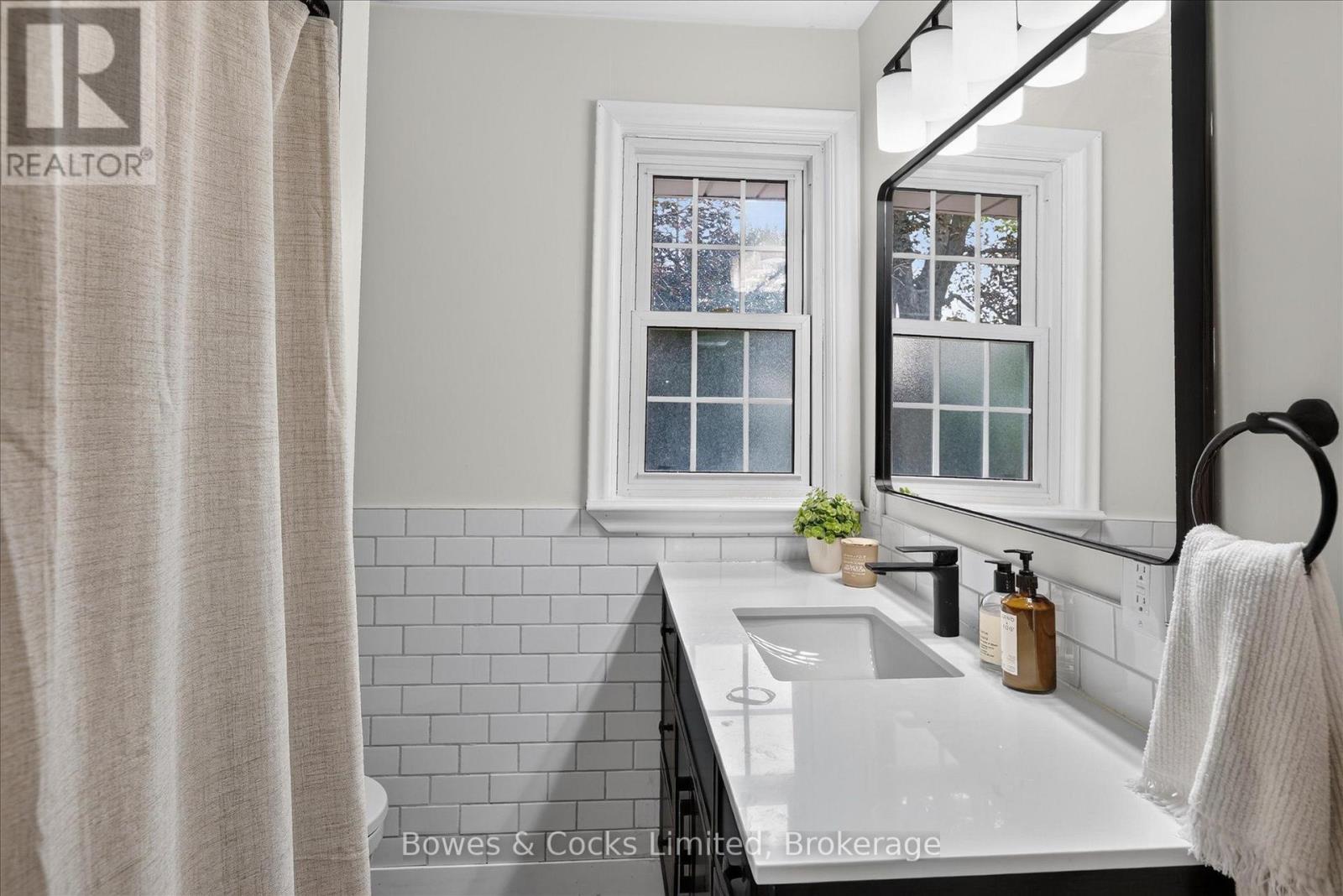 1349 HOLLOWAY DRIVE - Image 22
