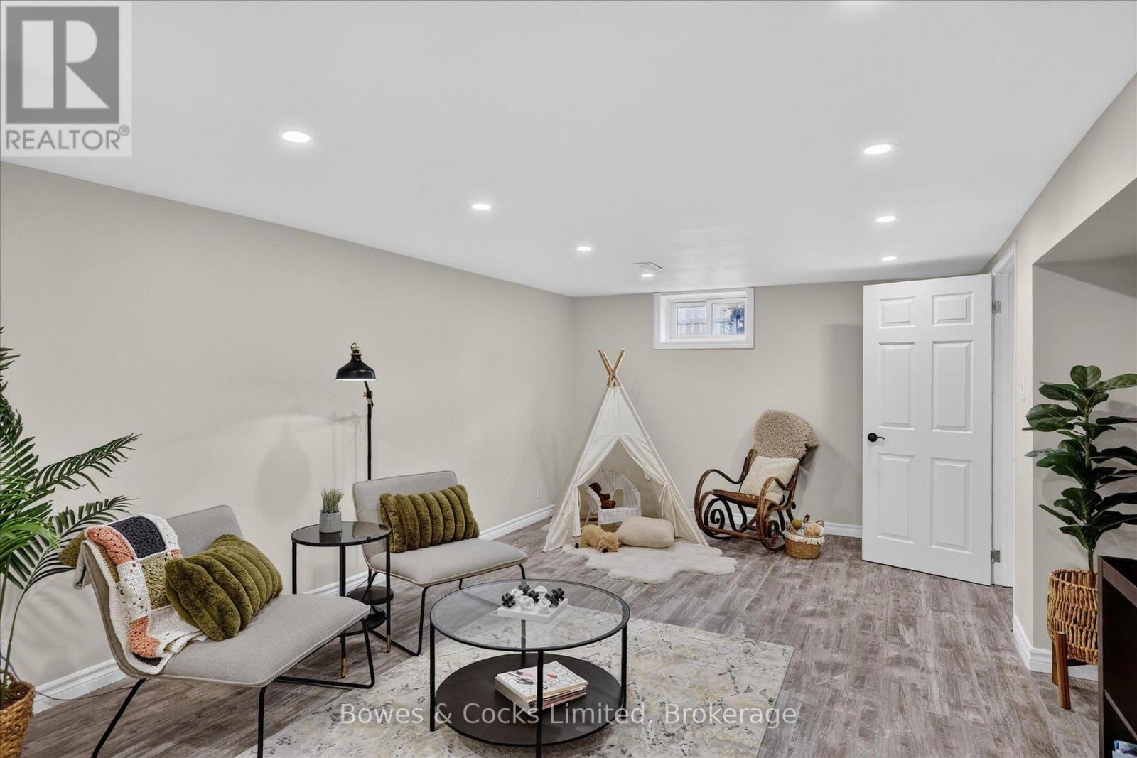 1349 HOLLOWAY DRIVE - Image 28