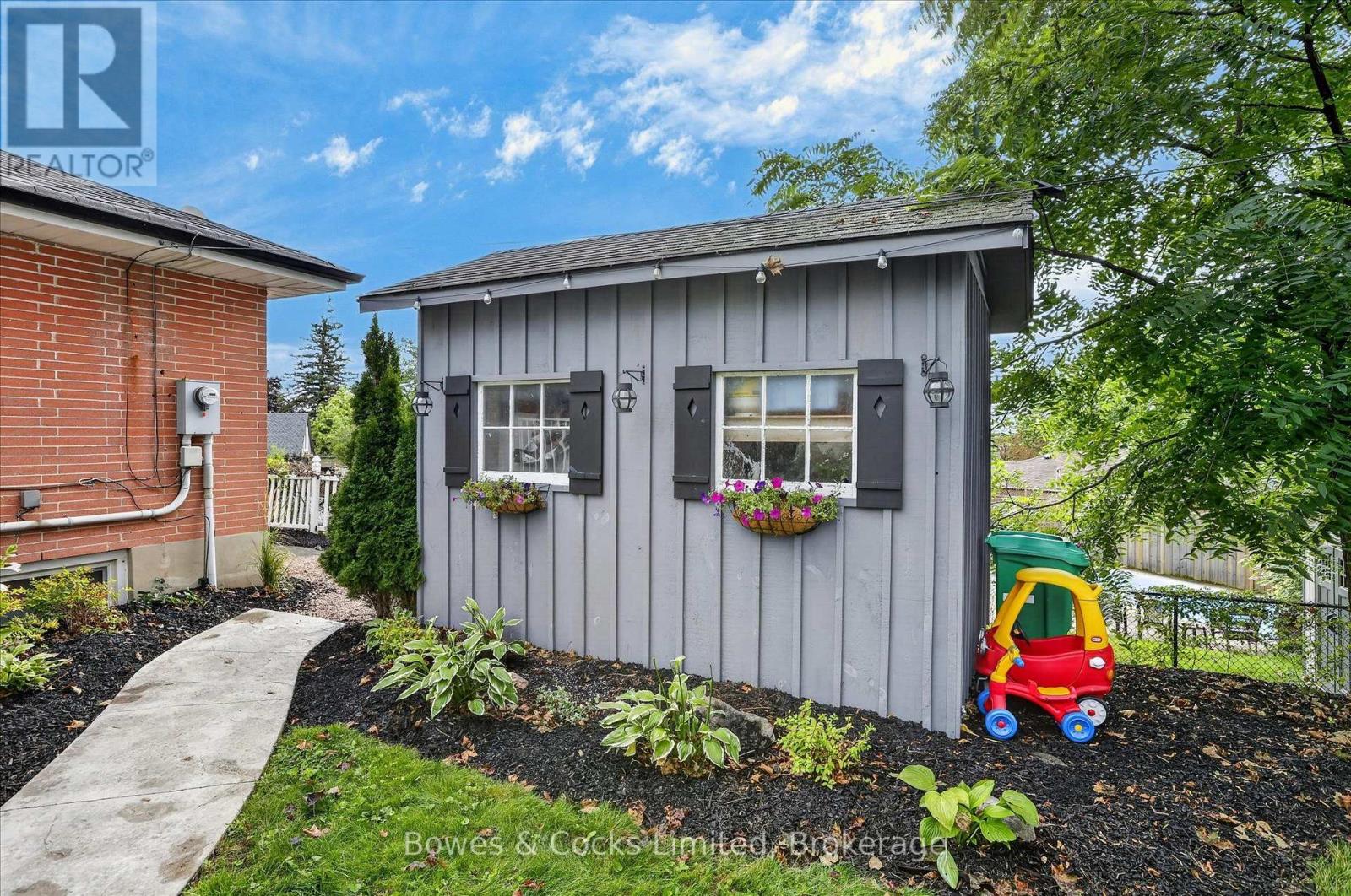 1349 HOLLOWAY DRIVE - Image 39