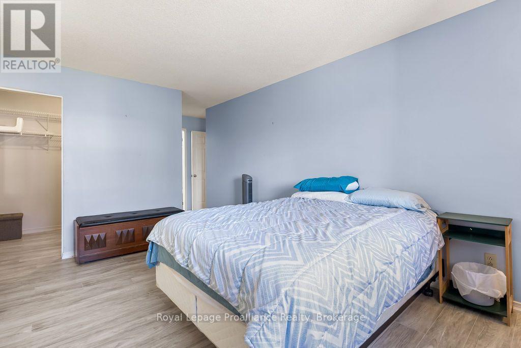 #208 54 TRIPP BOULEVARD - Image 21