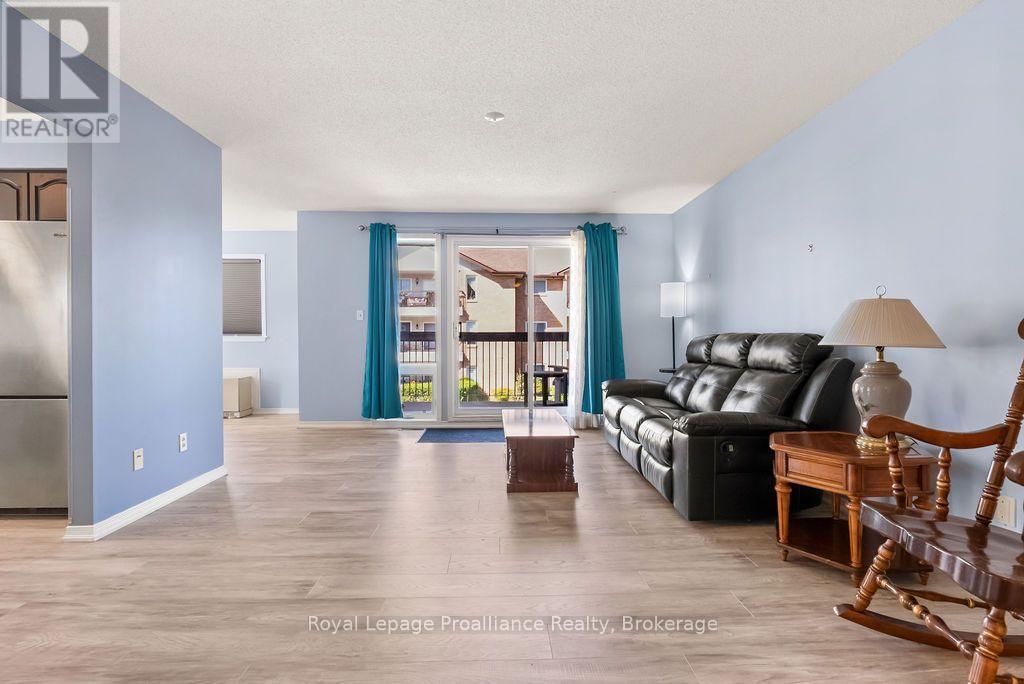#208 54 TRIPP BOULEVARD - Image 8