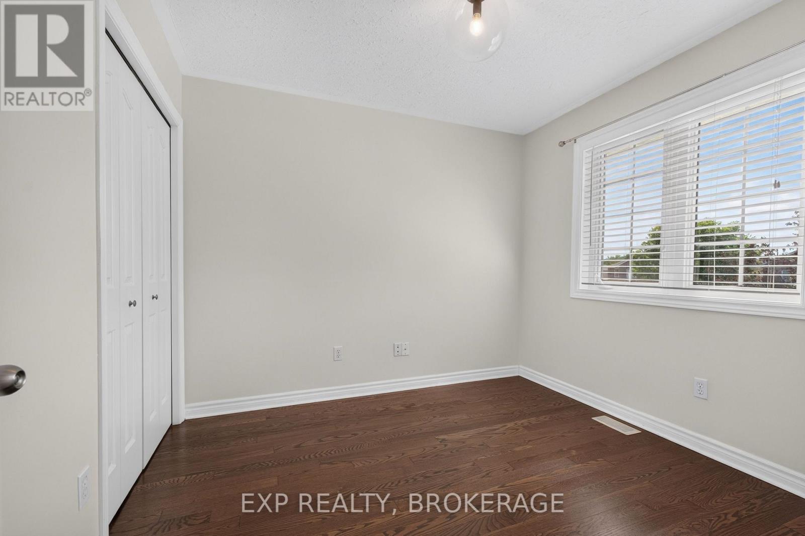 1896 BERRYWOOD CRESCENT - Image 29