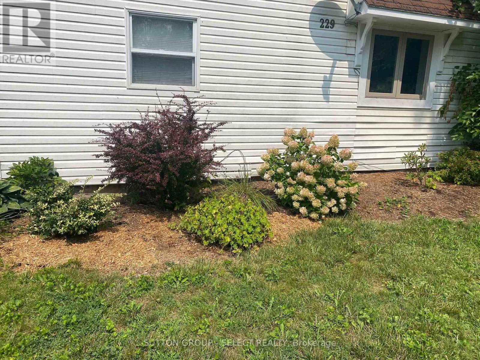 229 MILLER ROAD - 3