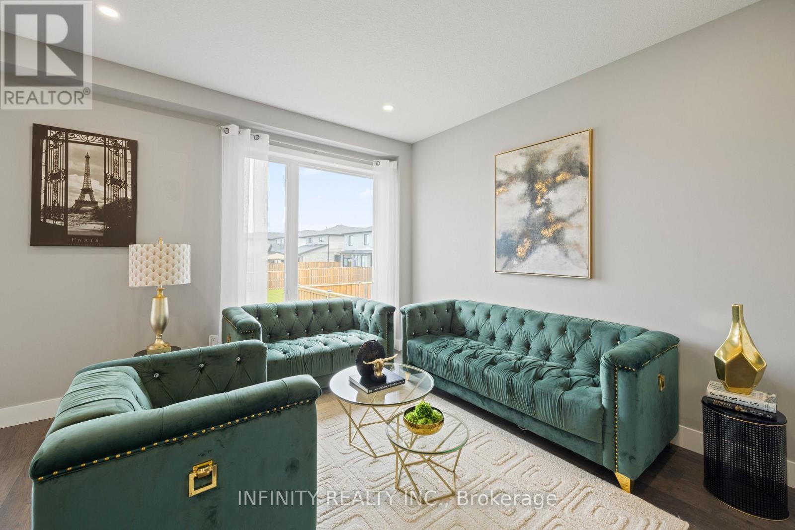 3 bedroom Single Family interior view, 2460 Irish Moss Road, London South (South U), Ontario