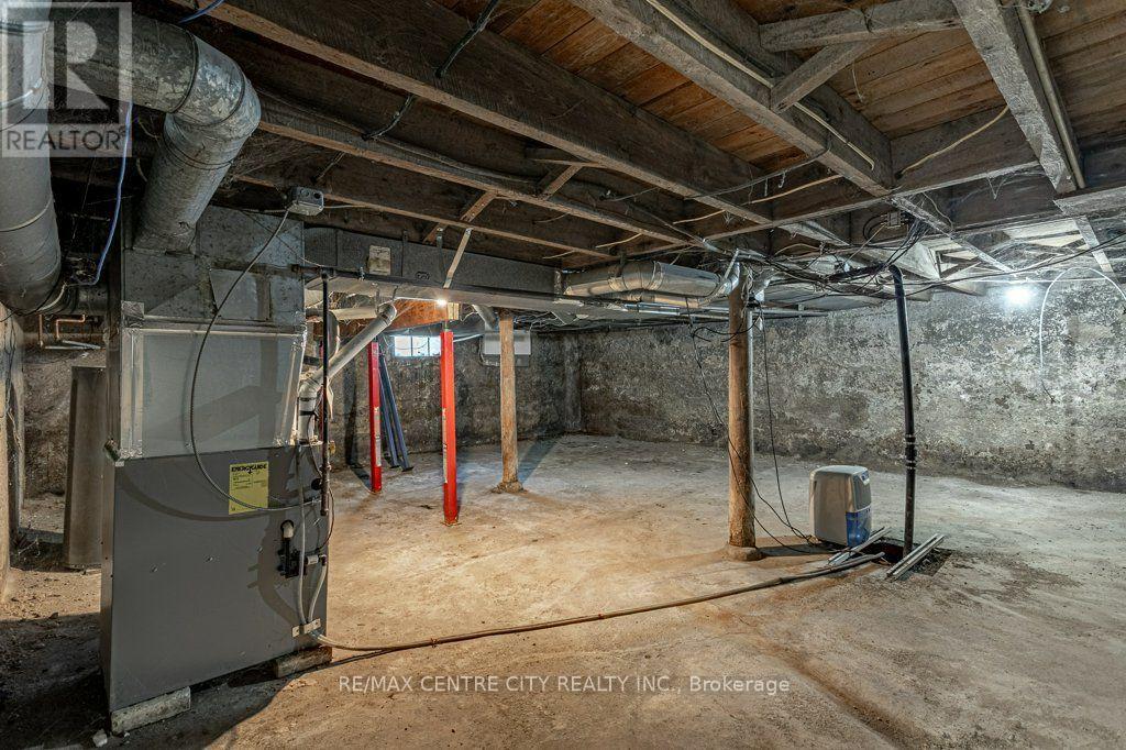 594443 HIGHWAY 59 ROAD - Image 21