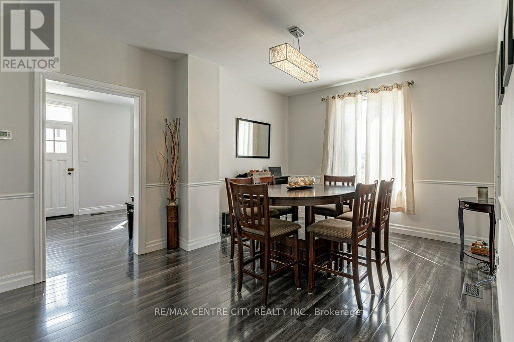 594443 HIGHWAY 59 ROAD - 8