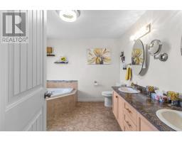 59 Bayview Heights thumbnail 14