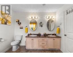 59 Bayview Heights thumbnail 16