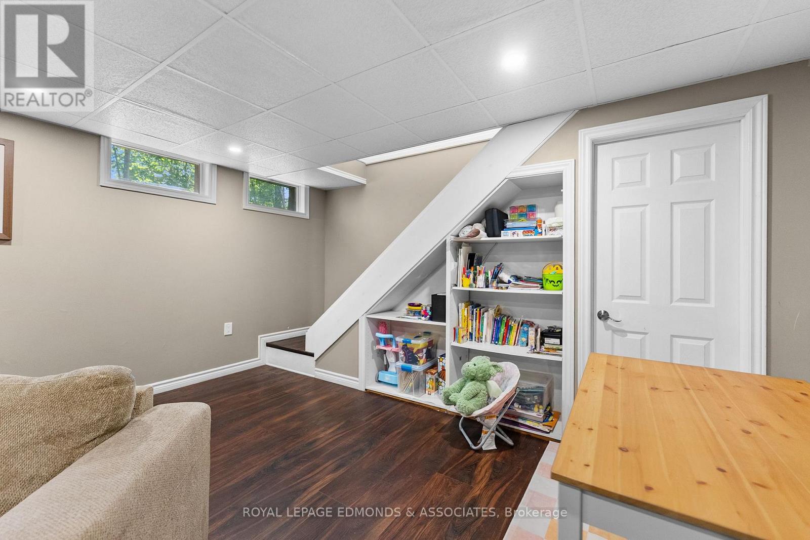 11946 ROUND LAKE ROAD - Image 26
