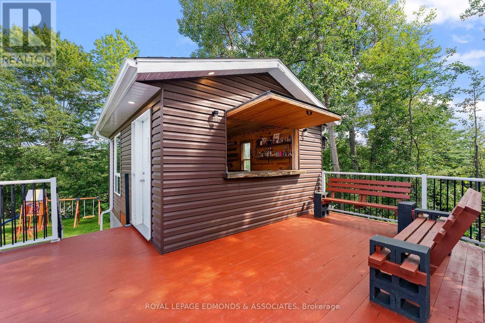 11946 ROUND LAKE ROAD - Image 32