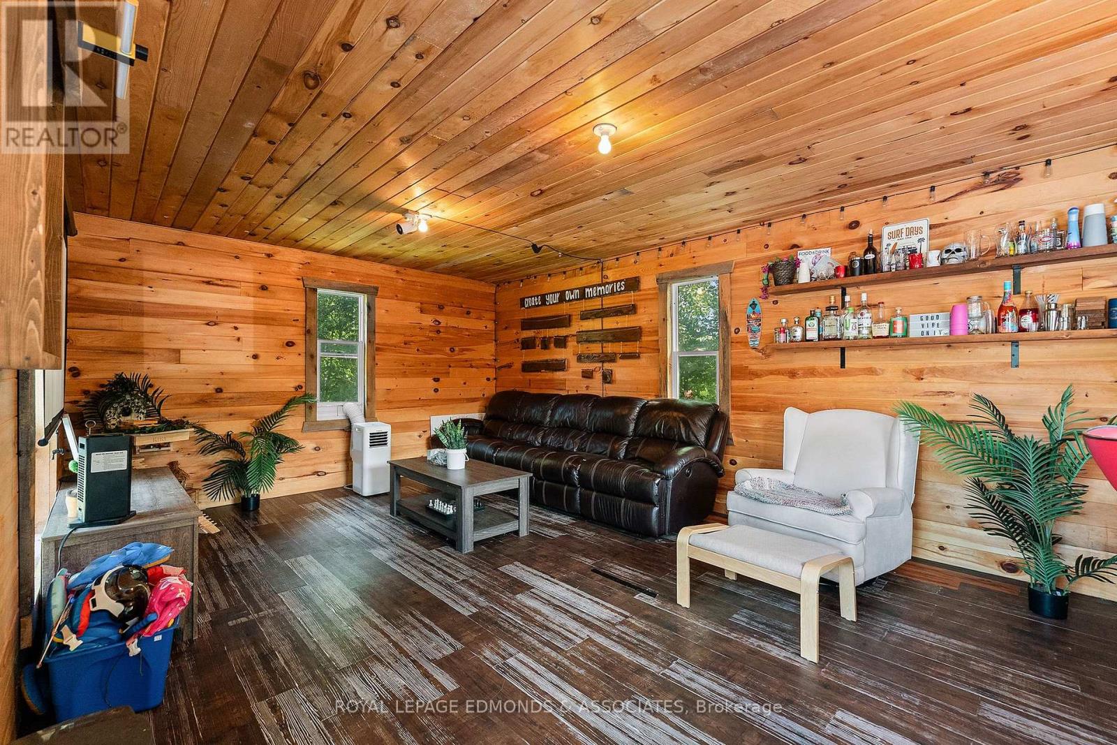 11946 ROUND LAKE ROAD - Image 33