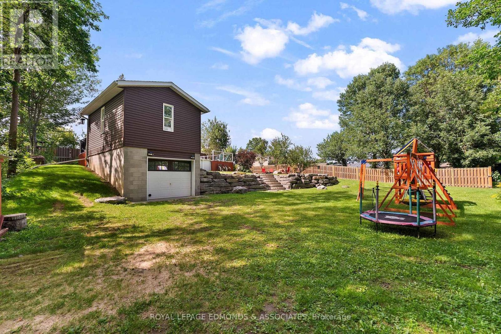 11946 ROUND LAKE ROAD - Image 43
