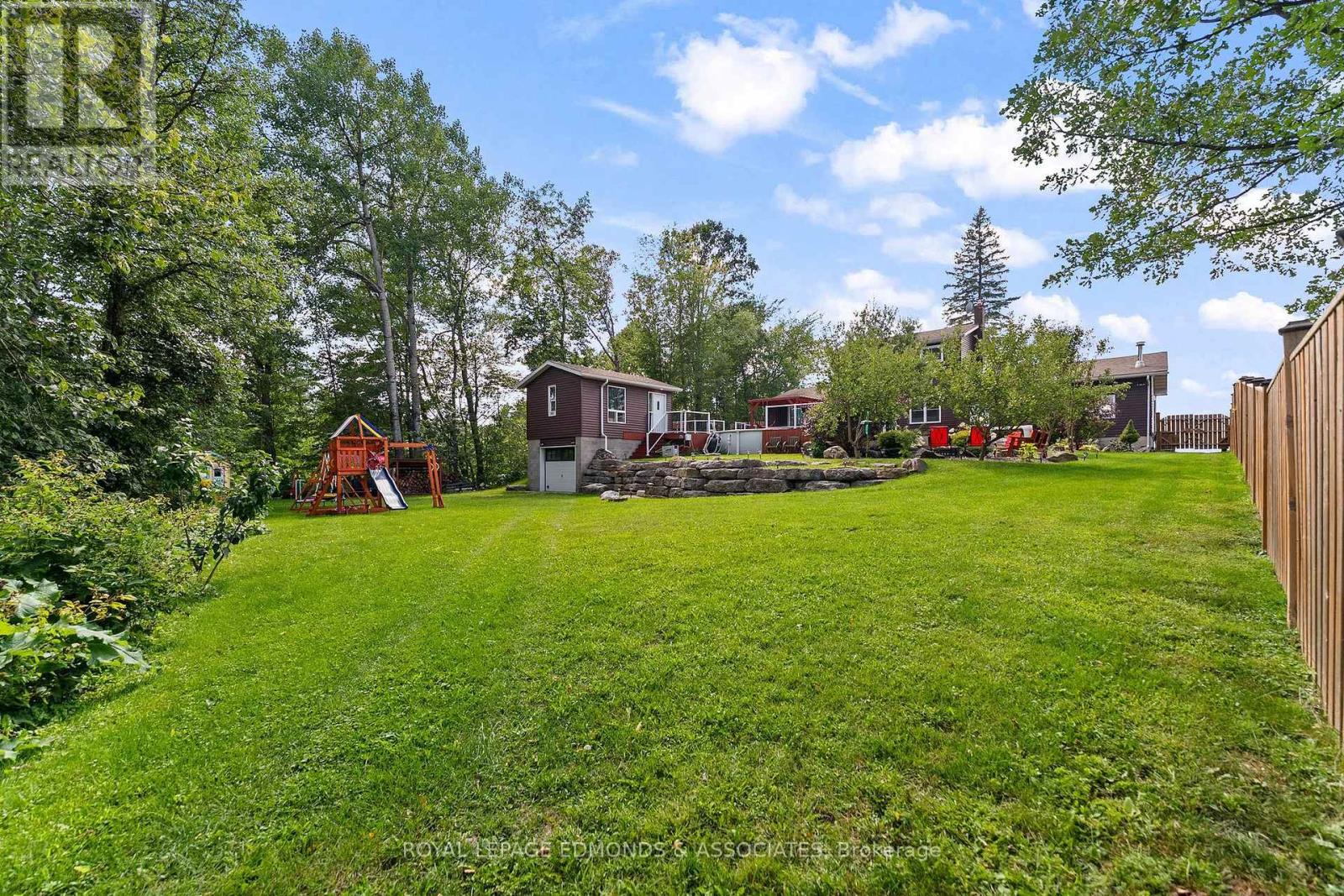11946 ROUND LAKE ROAD - Image 44