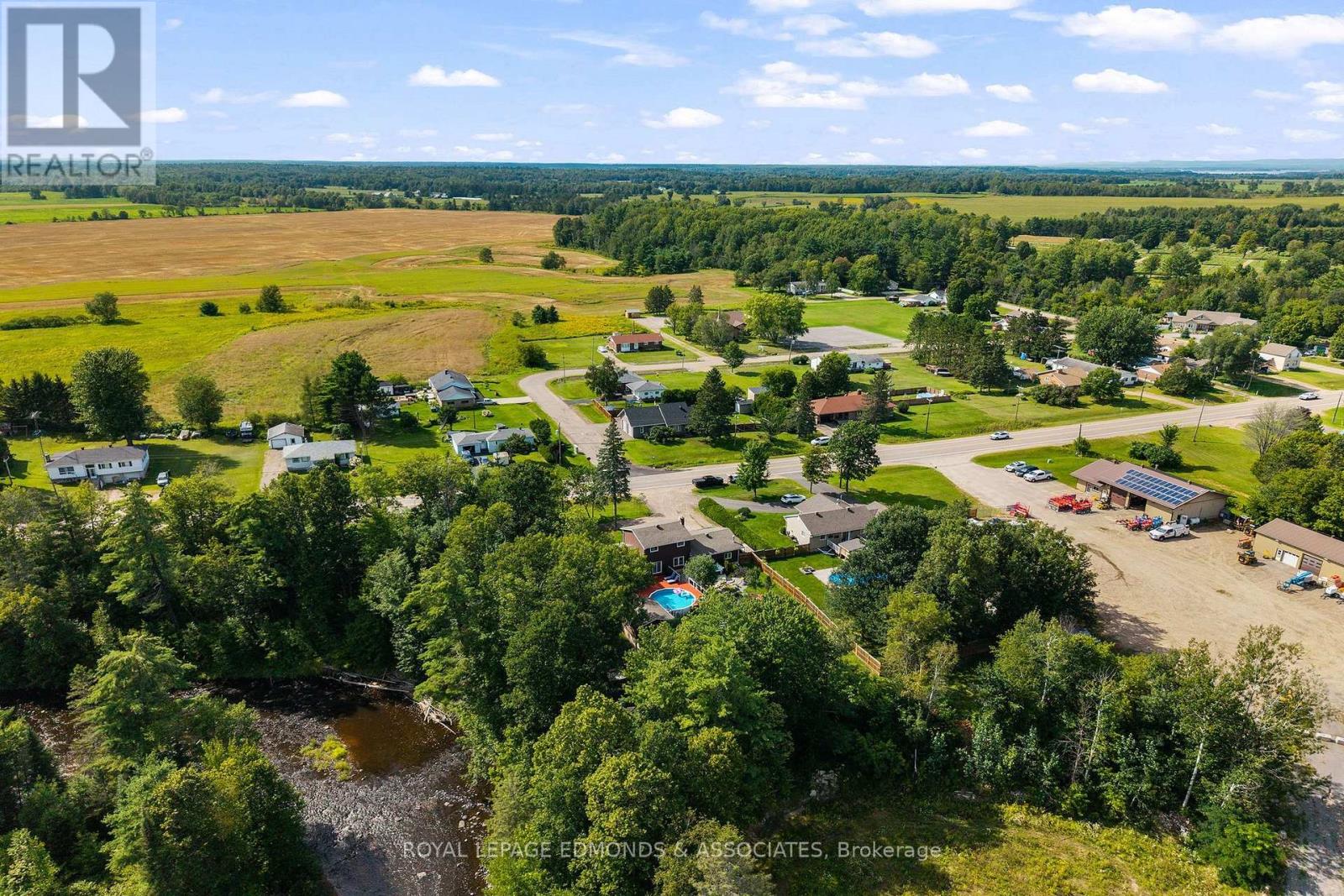 11946 ROUND LAKE ROAD - Image 5